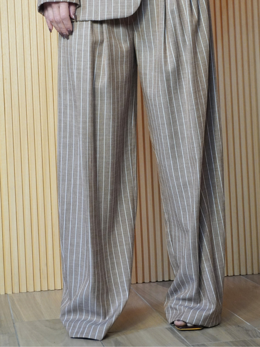 Tailleur Palazzo Gessato