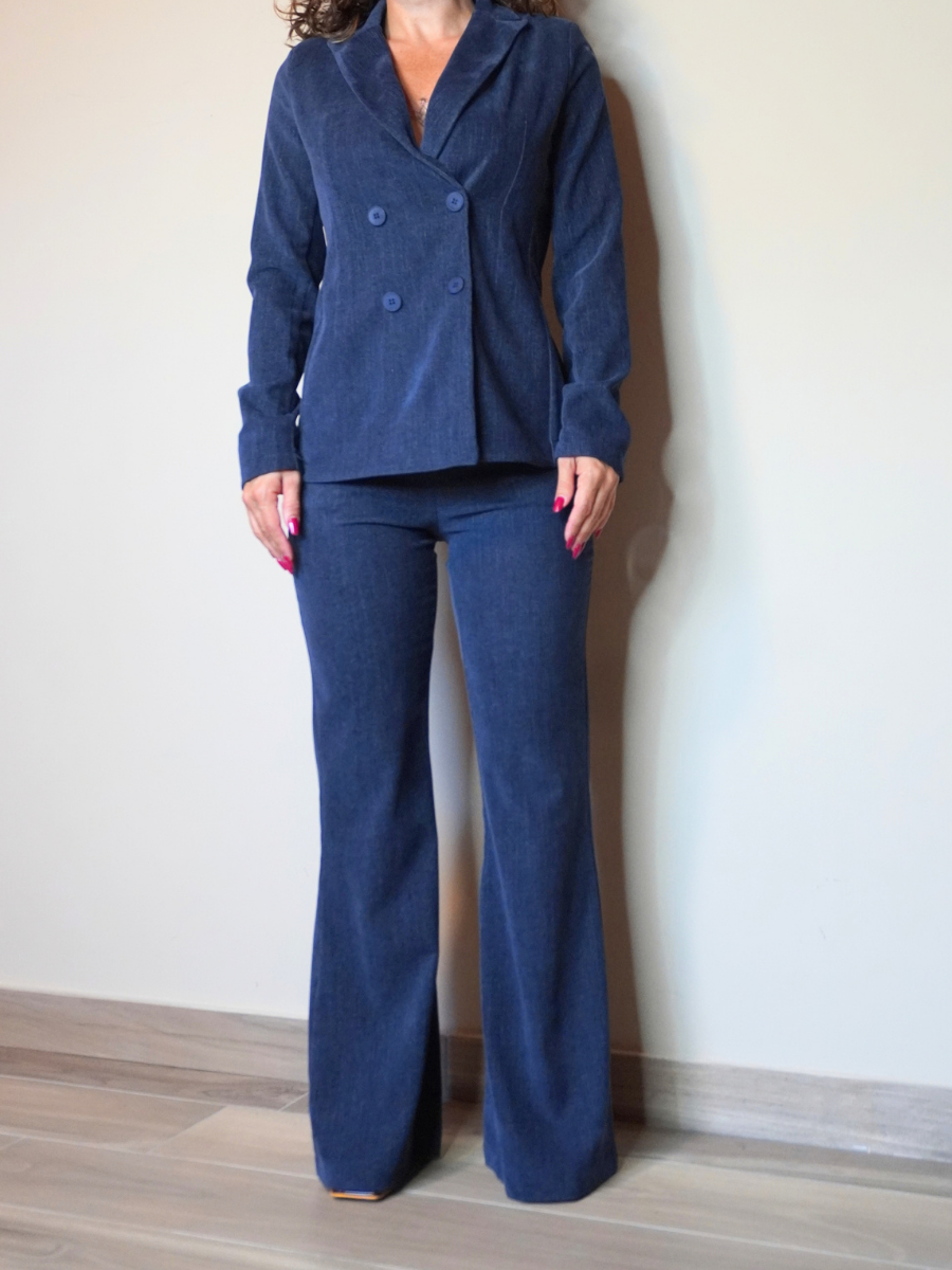Tailleur a zampa in velluto